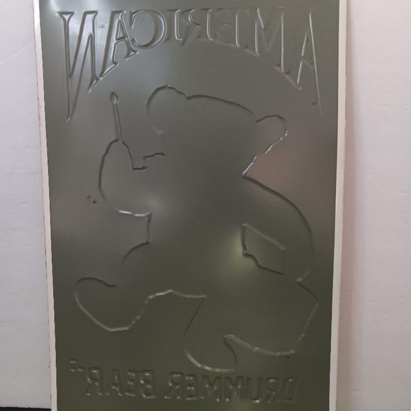 American Drummer Bear Tin Sign. 10x16" Pawtucket, RI. American Toy Co. Nice Sign - Picture 7 of 8